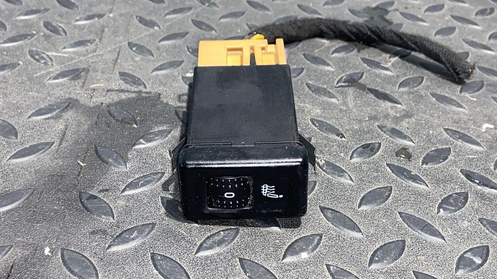 Кнопка обогрева сидений Ford Galaxy 1995-2006