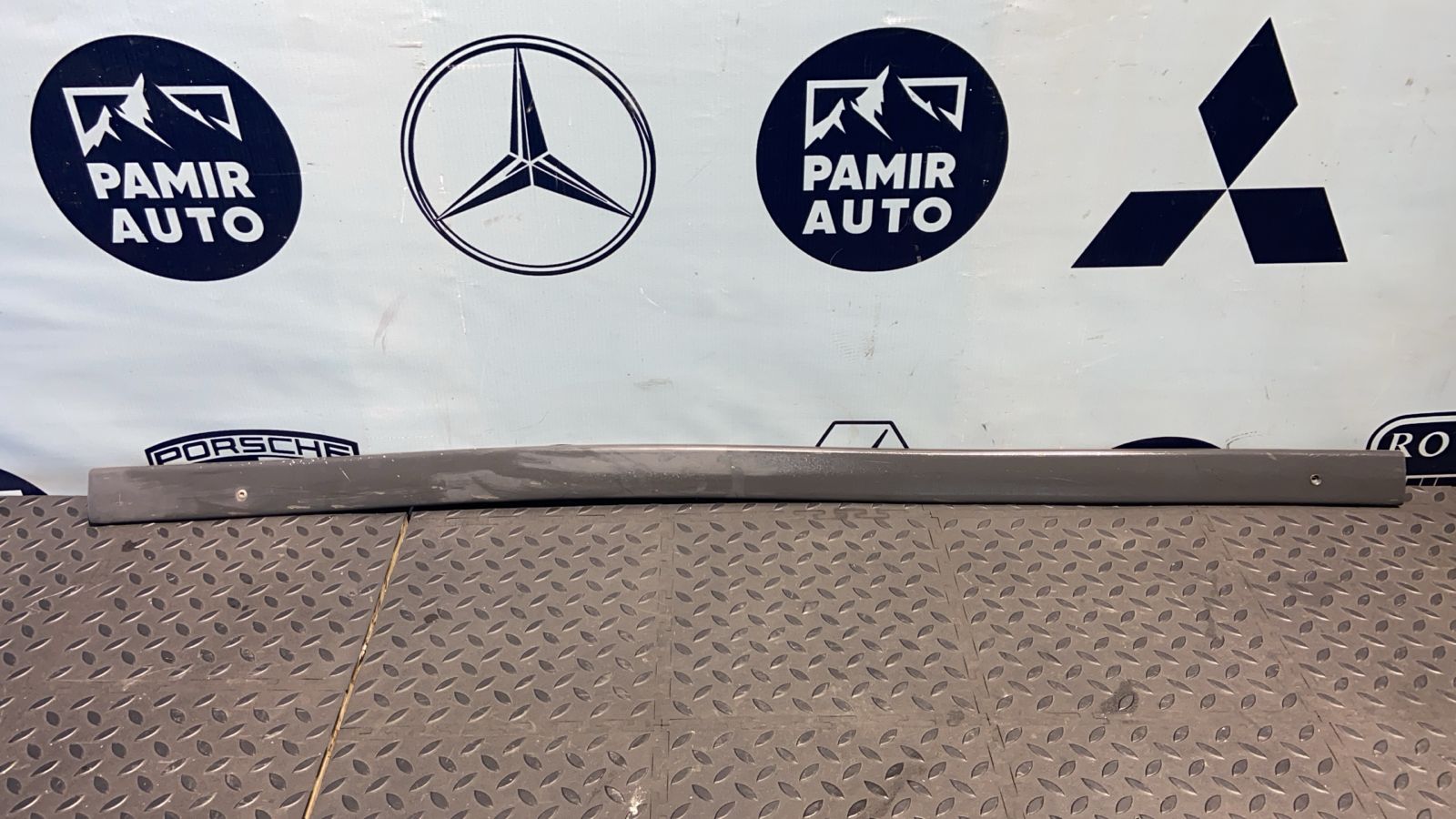 Молдинг двери сдвижной правый Ford Transit 2006-2013