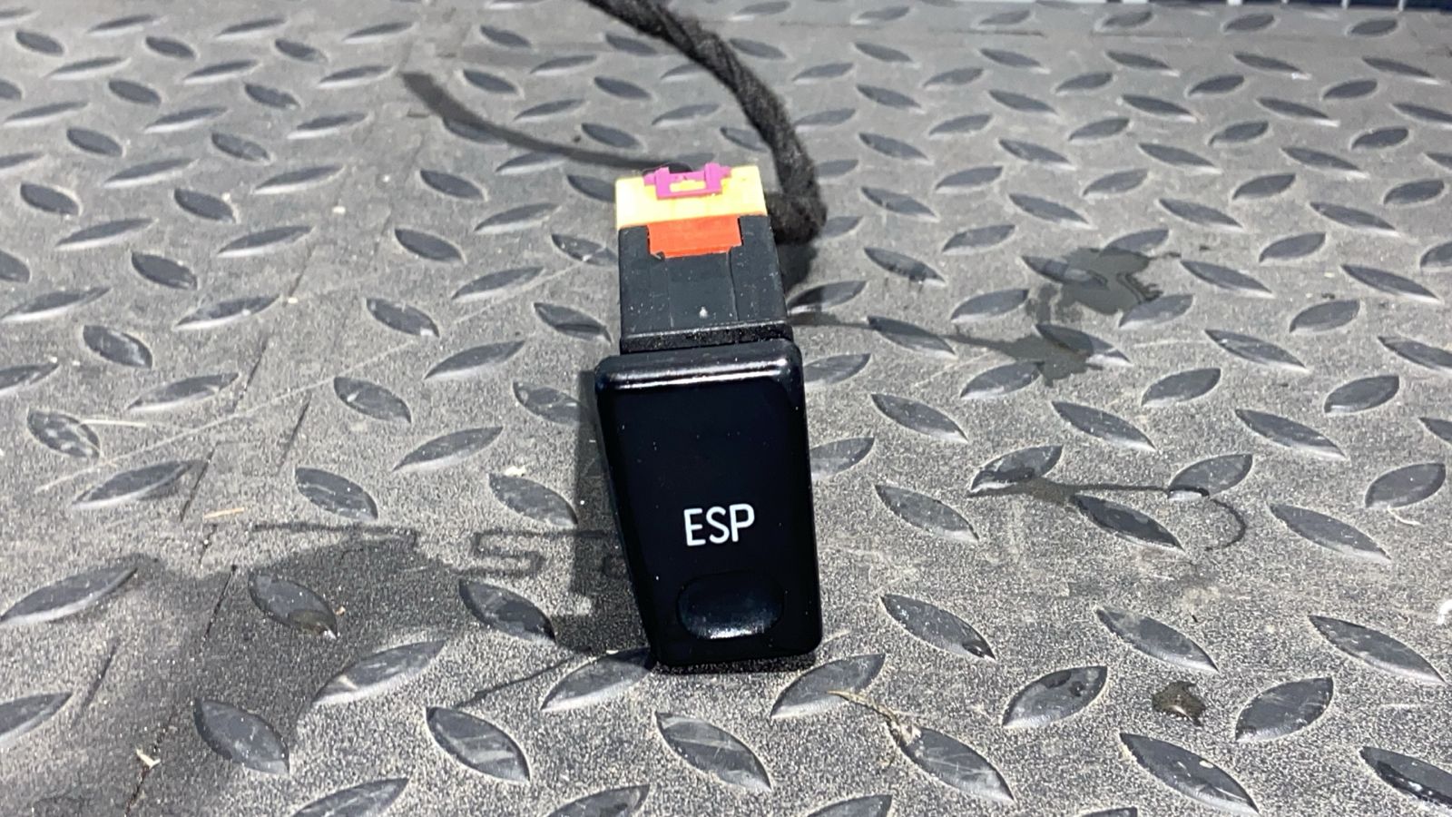 Кнопка антипробуксовочной системы Ford Galaxy 1995-2006