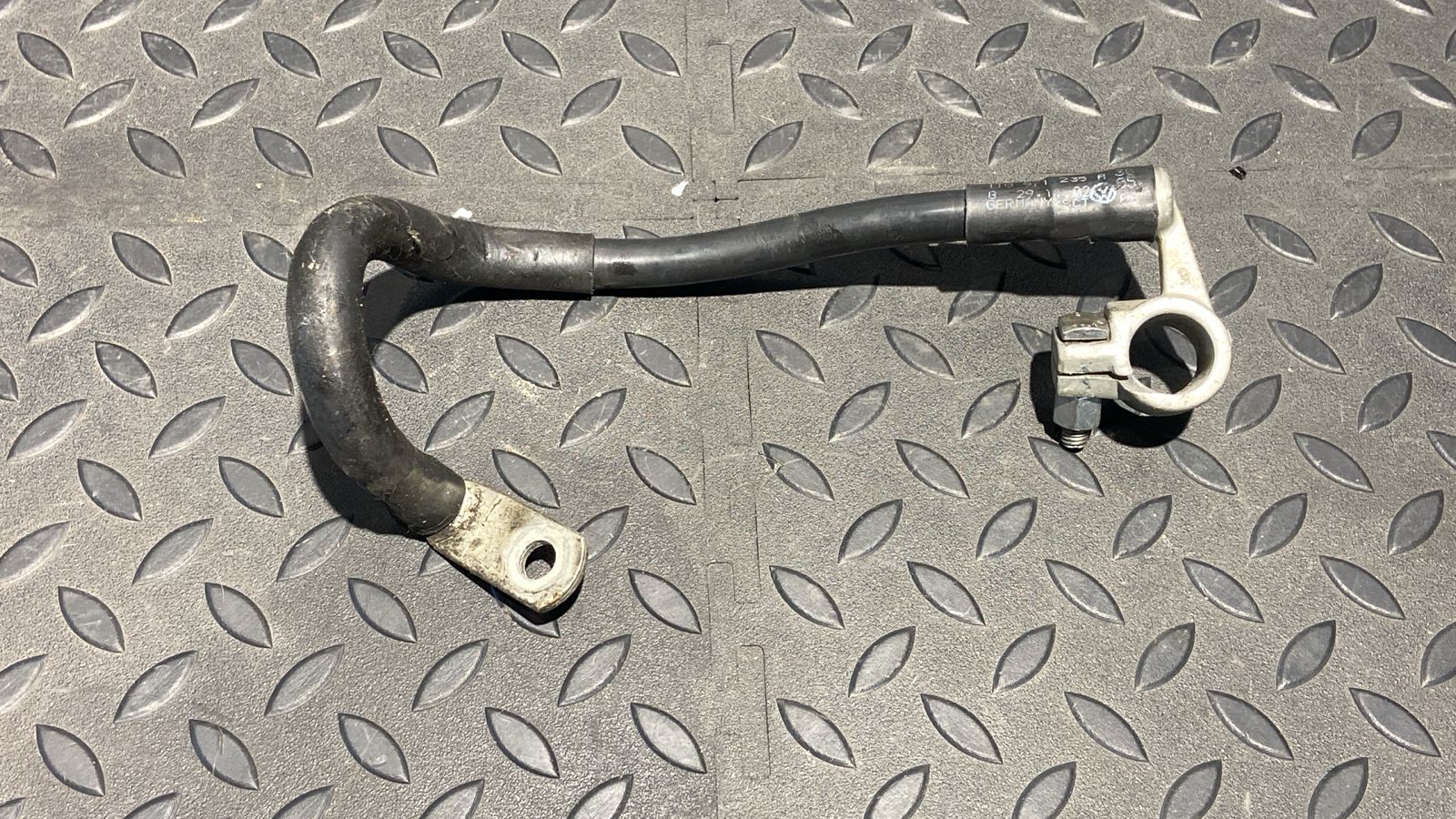 Клемма минус Volkswagen Golf/5 2003-2009