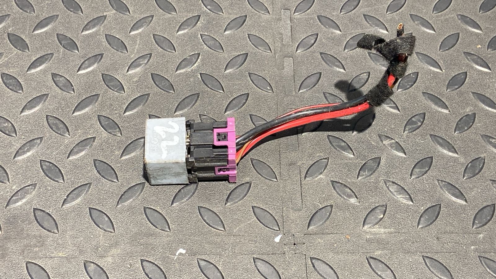 Реле Volkswagen Golf/5 2003-2009