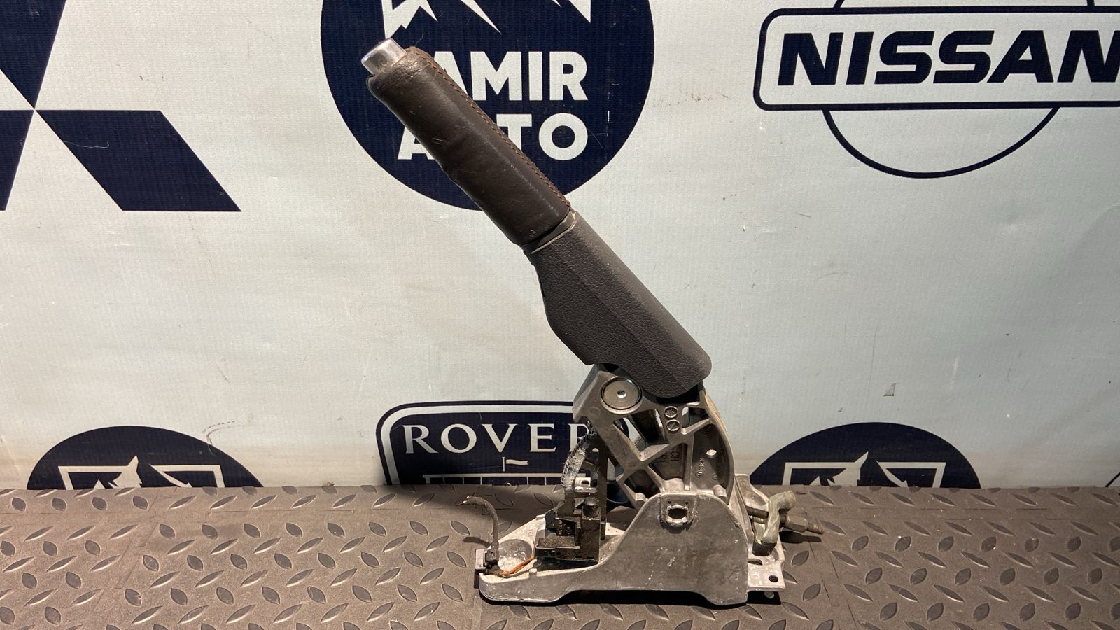 Рычаг стояночного тормоза Volkswagen Golf/5 2003-2009