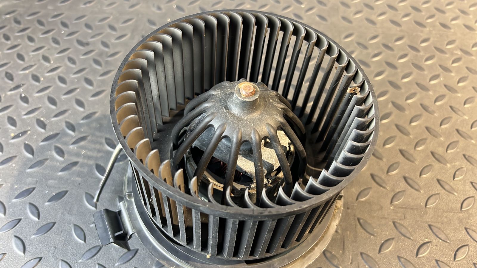 Моторчик отопителя Renault Sandero 2009-2014