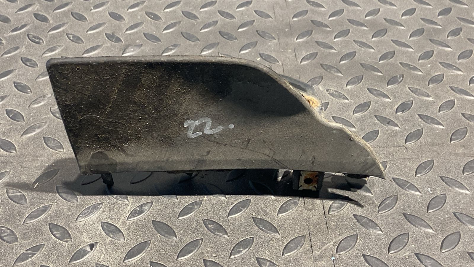 Брызговик задний левый Volkswagen Golf/5 2003-2009