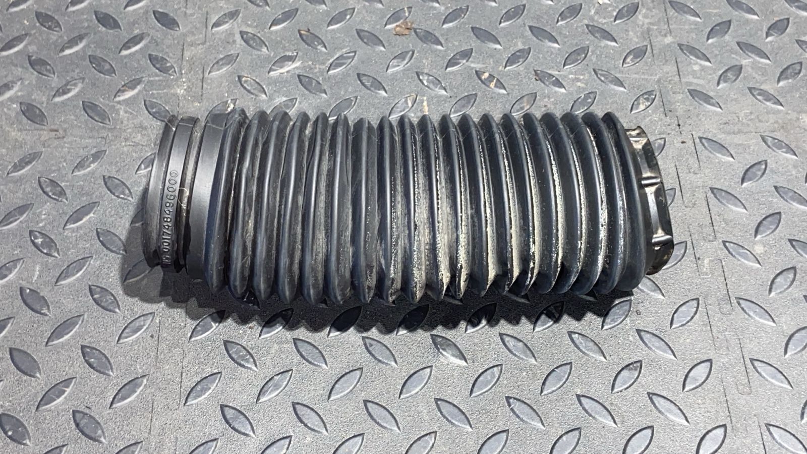 Пыльник амортизатора передний Mercedes Vito/W639 2003-2014