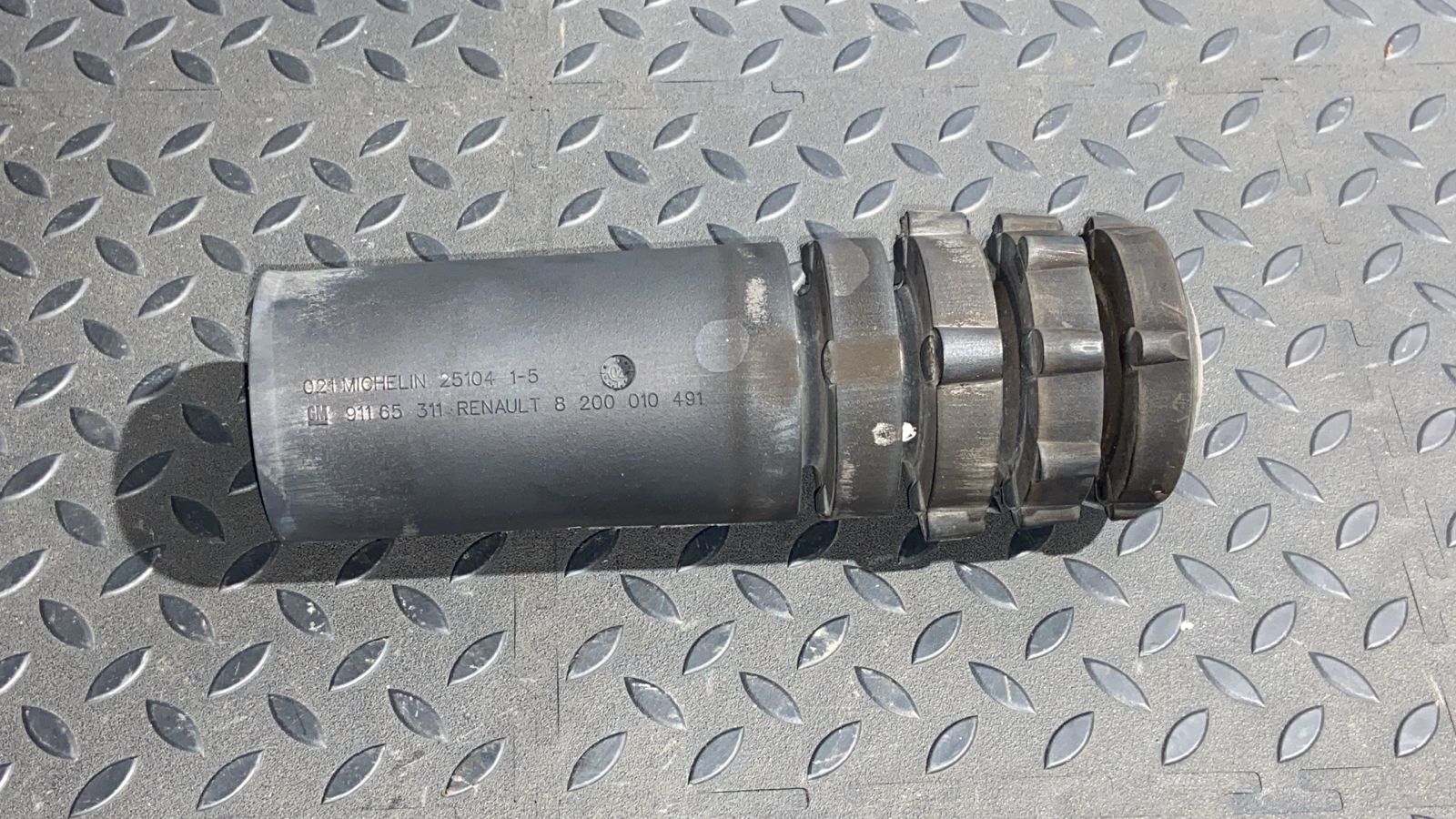 Отбойник амортизатора передний Opel Vivaro/A 2001-2014