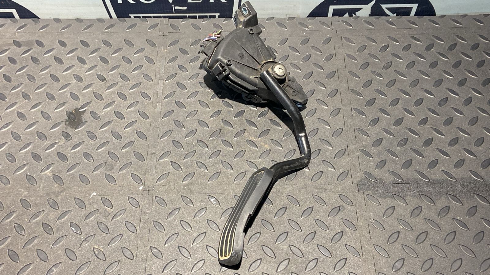 Педаль газа Ford Galaxy 1995-2006