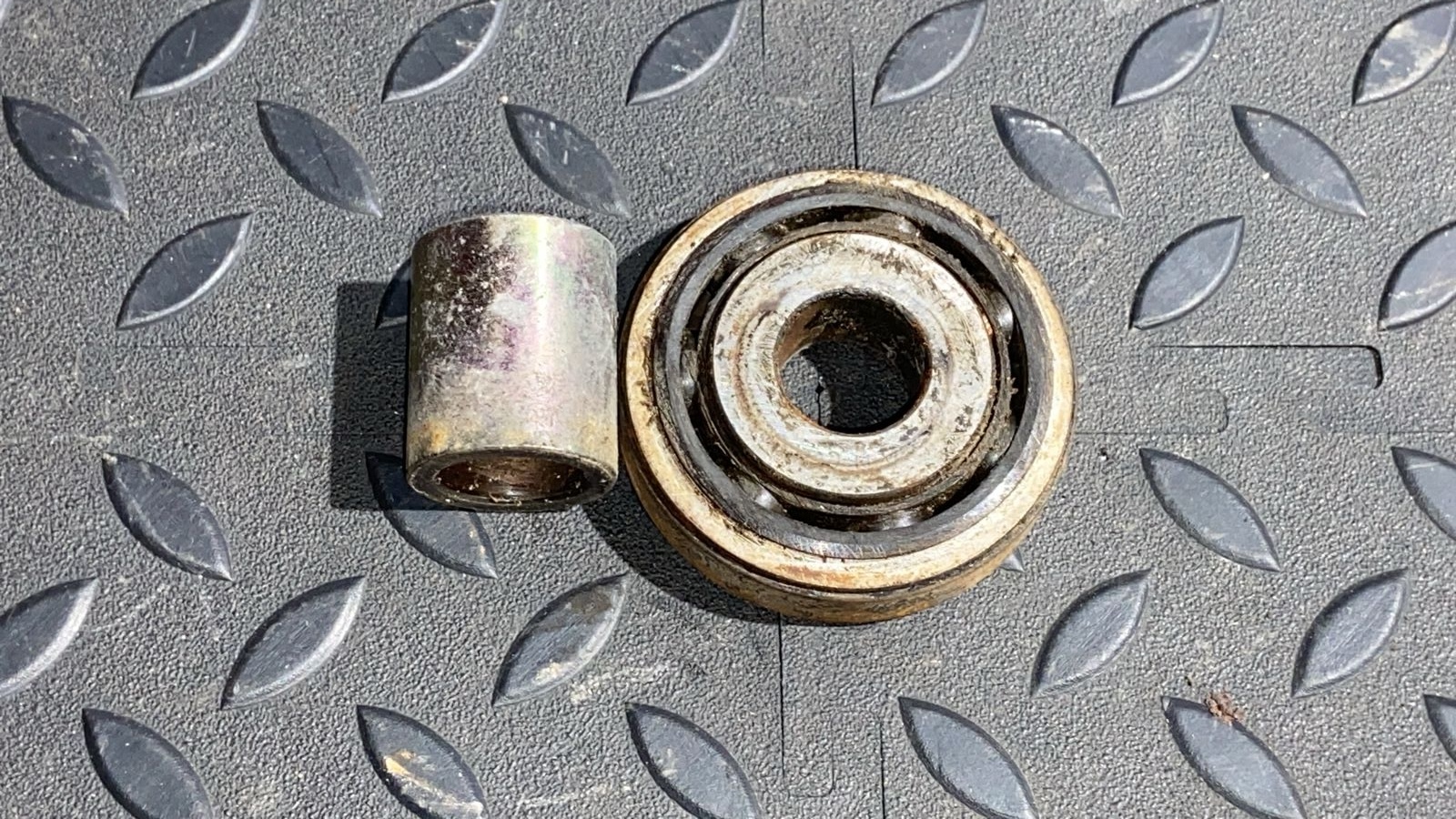 Подшипник опоры амортизатора передний Opel Vivaro/A 2001-2014