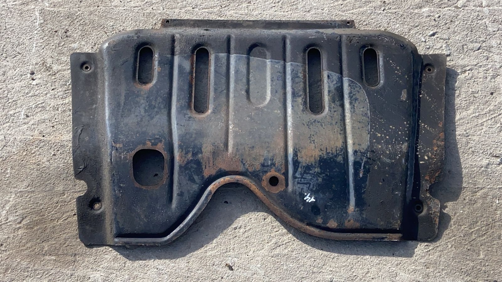 Защита двигателя Renault Sandero 2009-2014