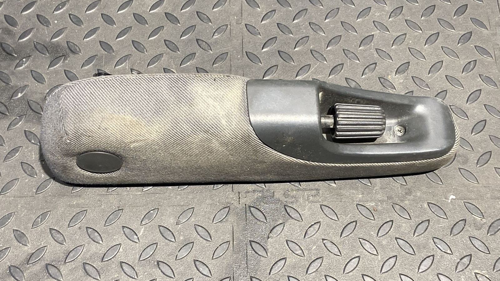 Подлокотник сиденья правый Ford Galaxy 1995-2006