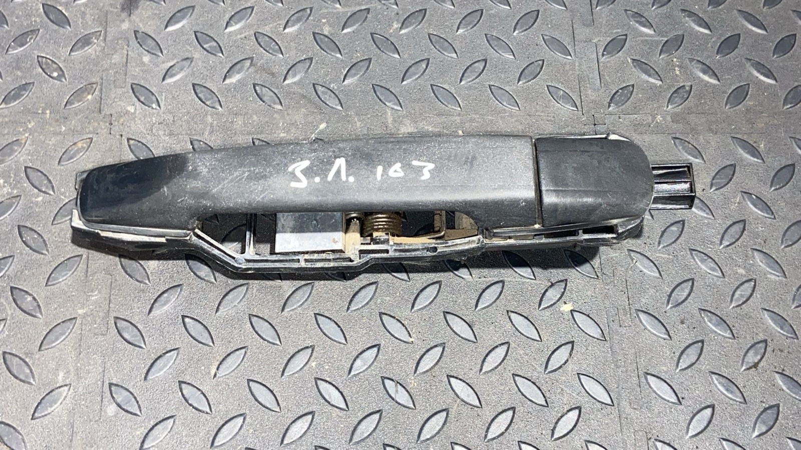 Ручка двери задняя левая Mercedes M/W163 1997-2005