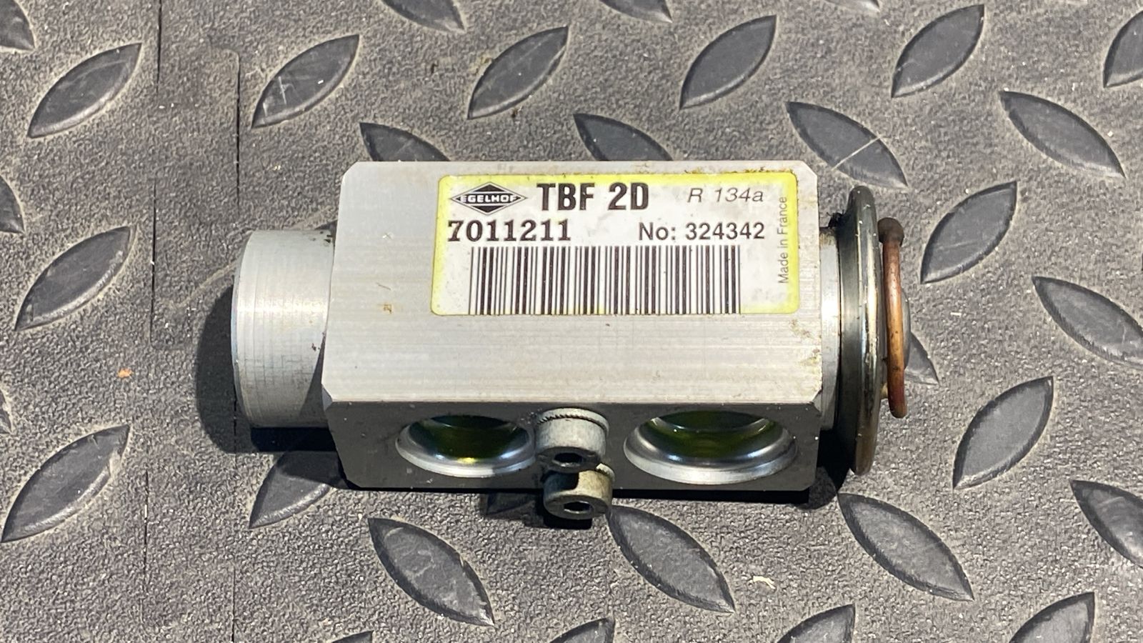 Клапан кондиционера Opel Zafira/B 2005-2014