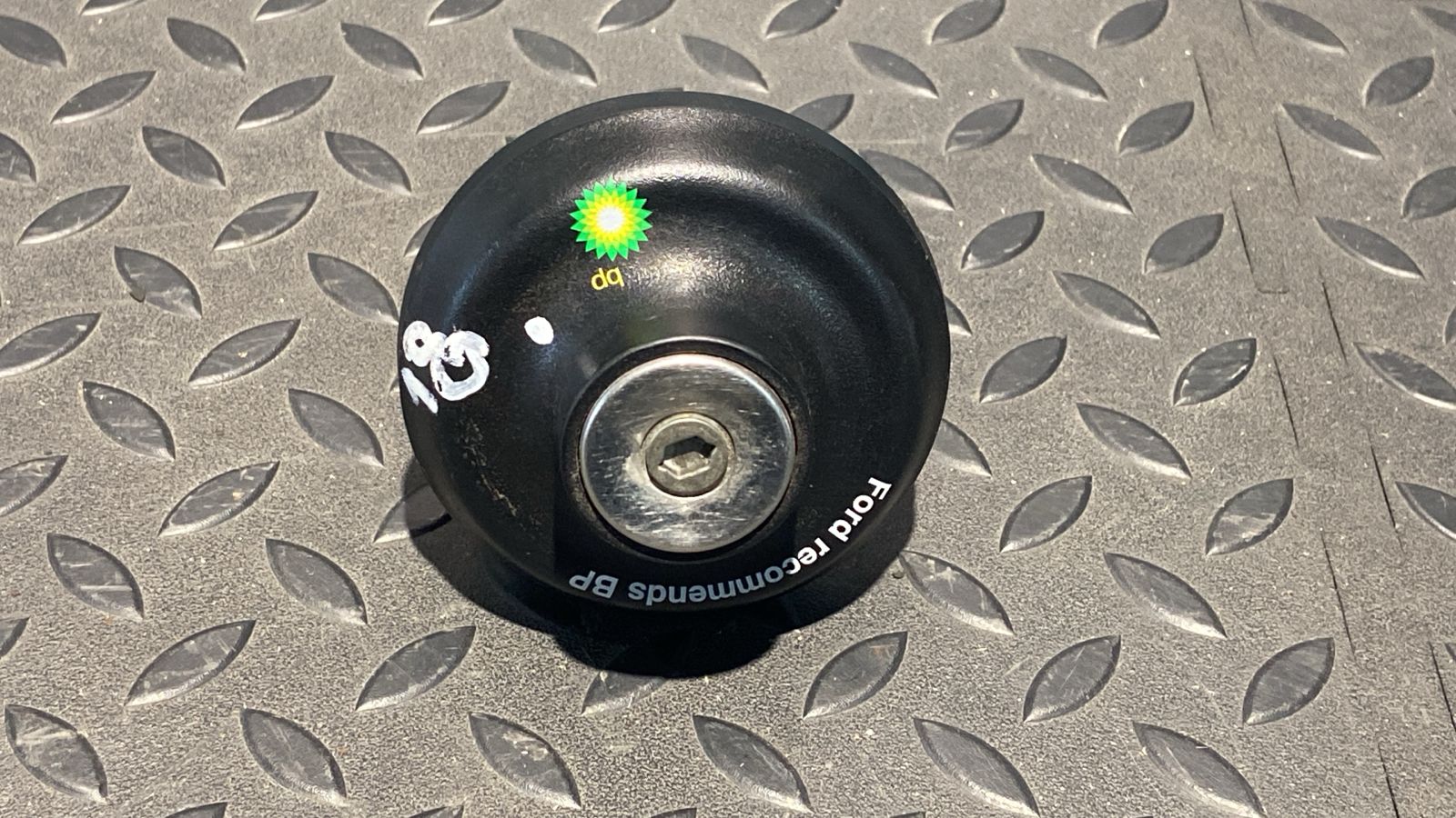 Крышка топливного бака Ford Transit 2000-2006