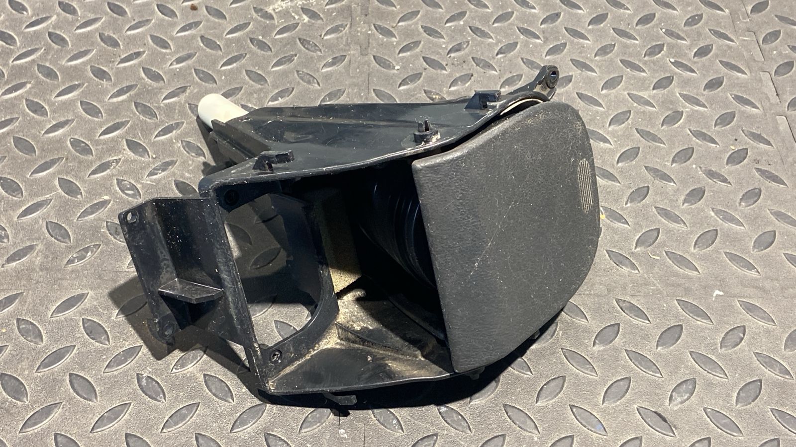 Подстаканник Mercedes M/W163 1997-2005