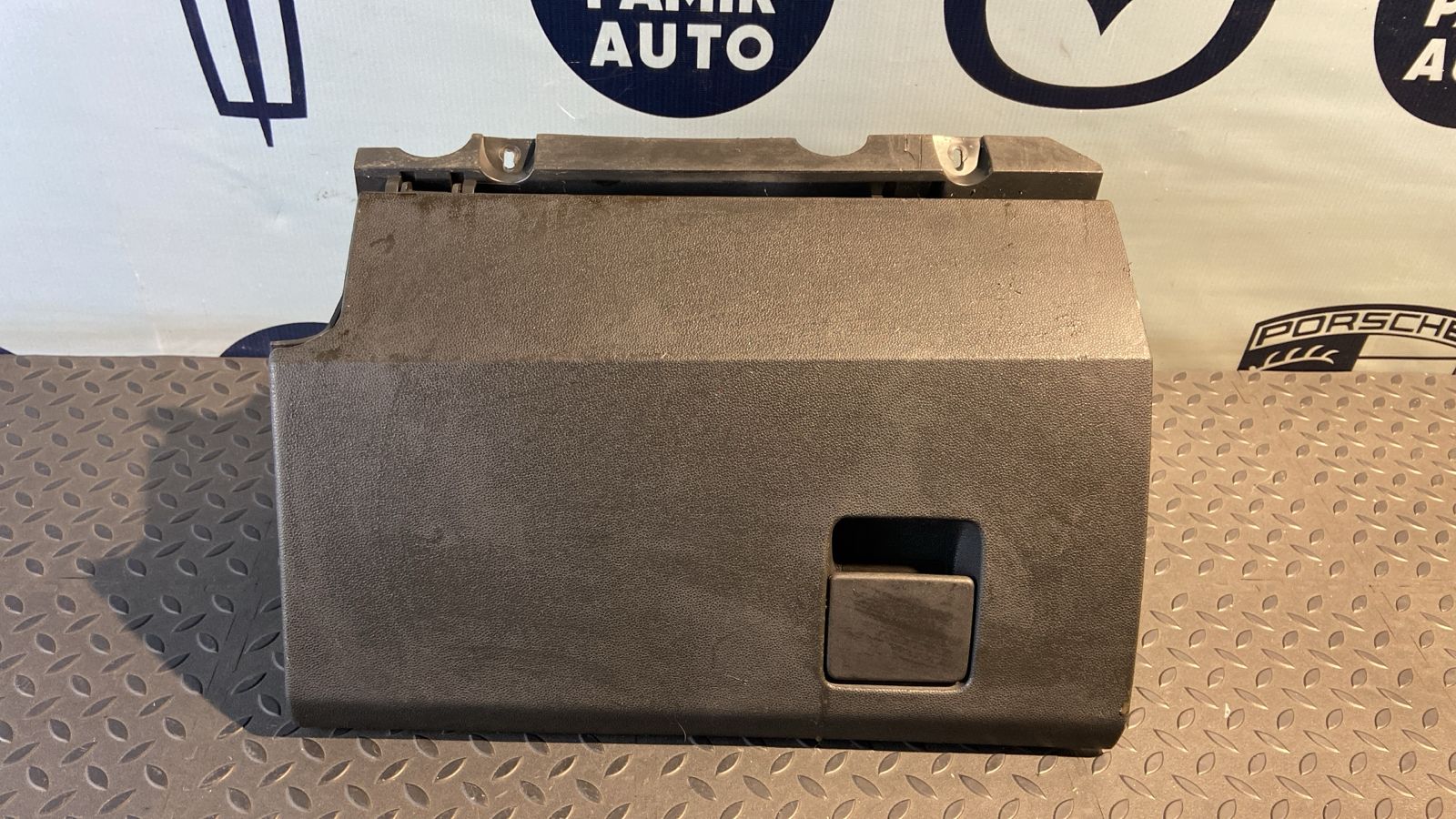 Бардачок Opel Zafira/B 2005-2014