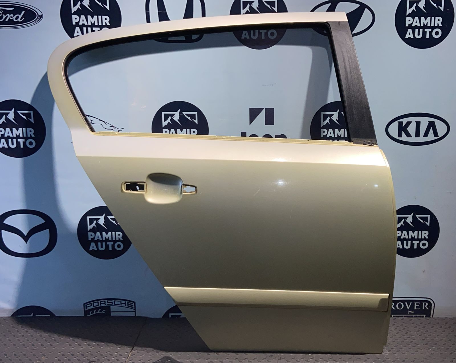 Дверь задняя правая Opel Astra/H 2004-2014