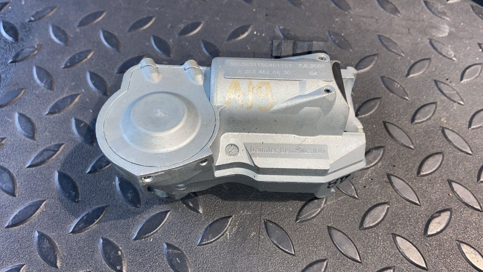 Замок рулевого управления Mercedes C/W203 2000-2008