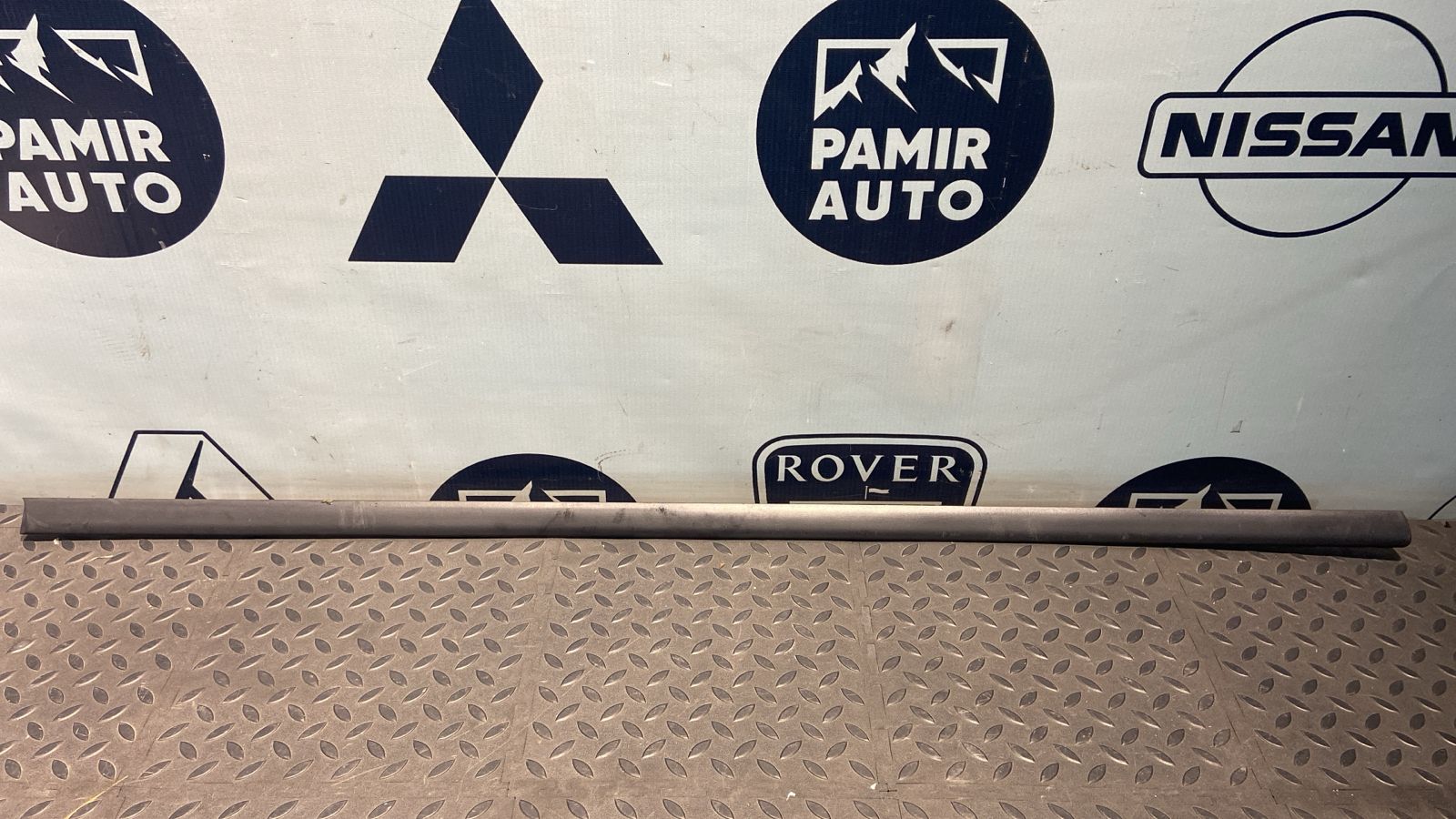 Молдинг двери передний правый BMW 3/E46 1998-2007