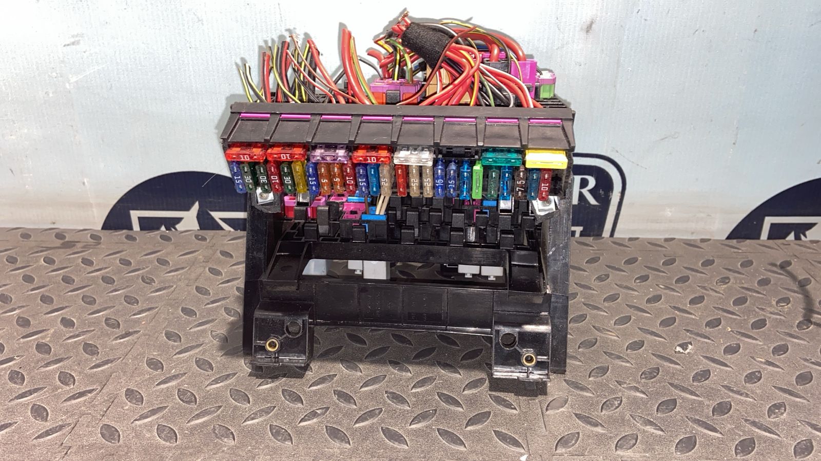 Блок предохранителей Ford Galaxy 1995-2006