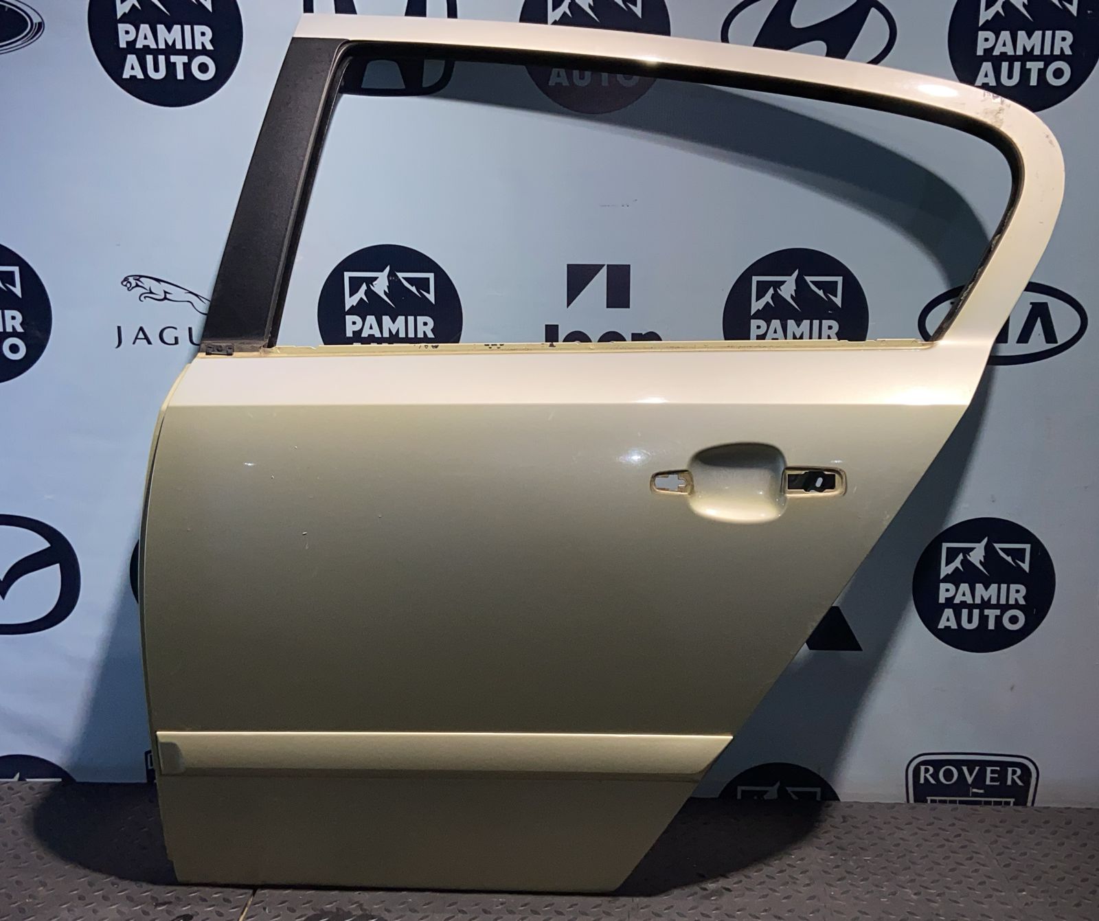 Дверь задняя левая Opel Astra/H 2004-2014