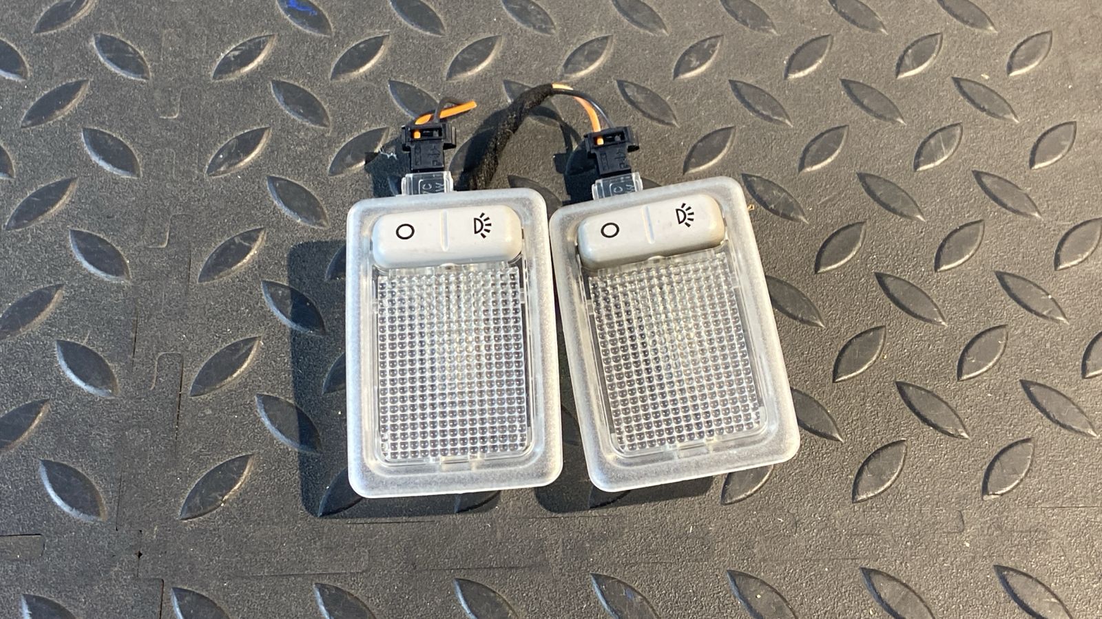 Плафон салонный Ford Mondeo/3 2000-2007