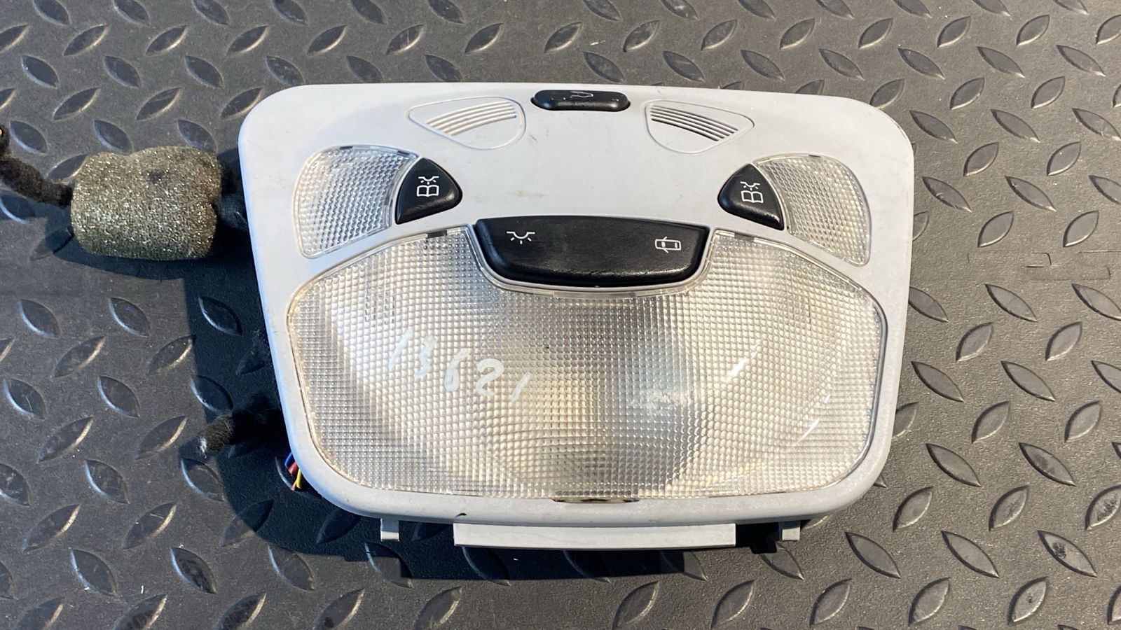 Плафон салонный Mercedes C/W203 2000-2008