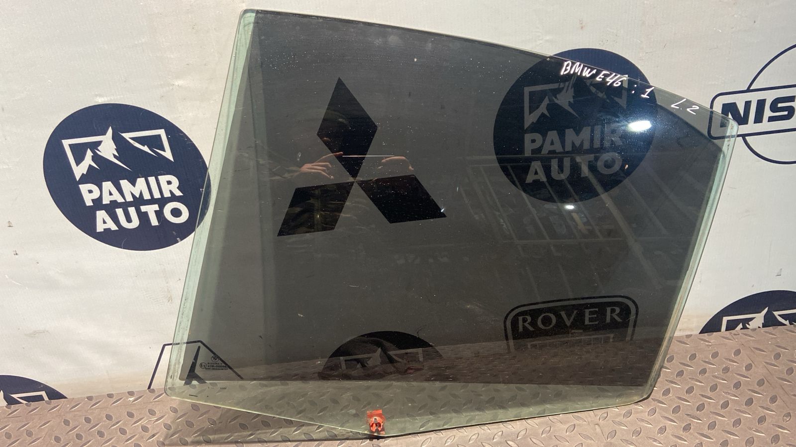 Стекло двери заднее левое BMW 3/E46 1998-2007