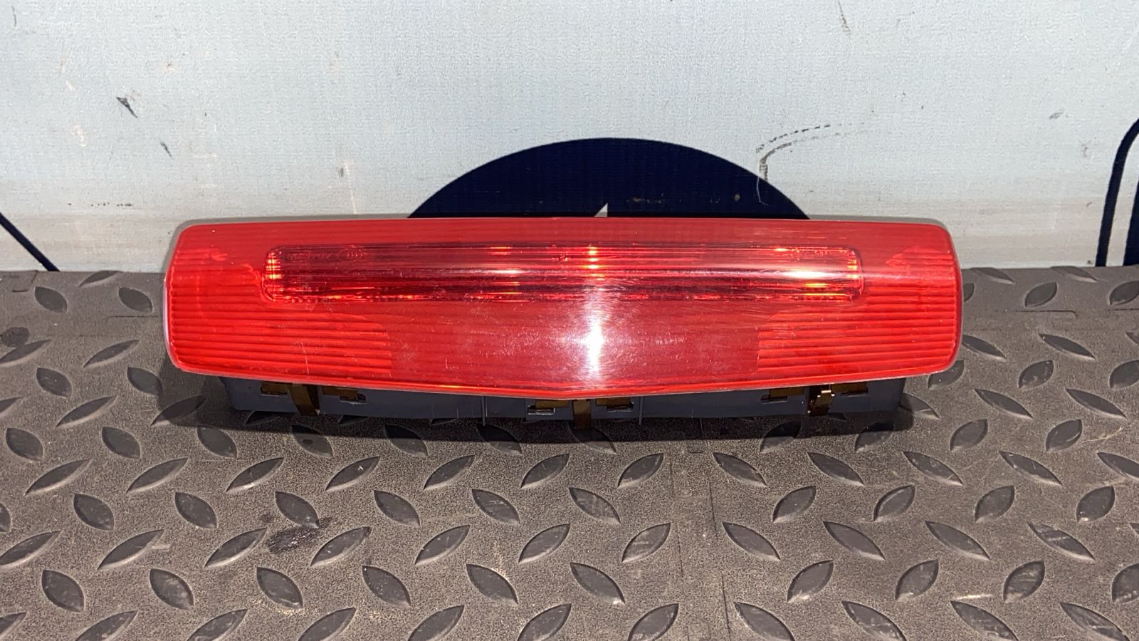 Стоп сигнал Opel Astra/H 2004-2014