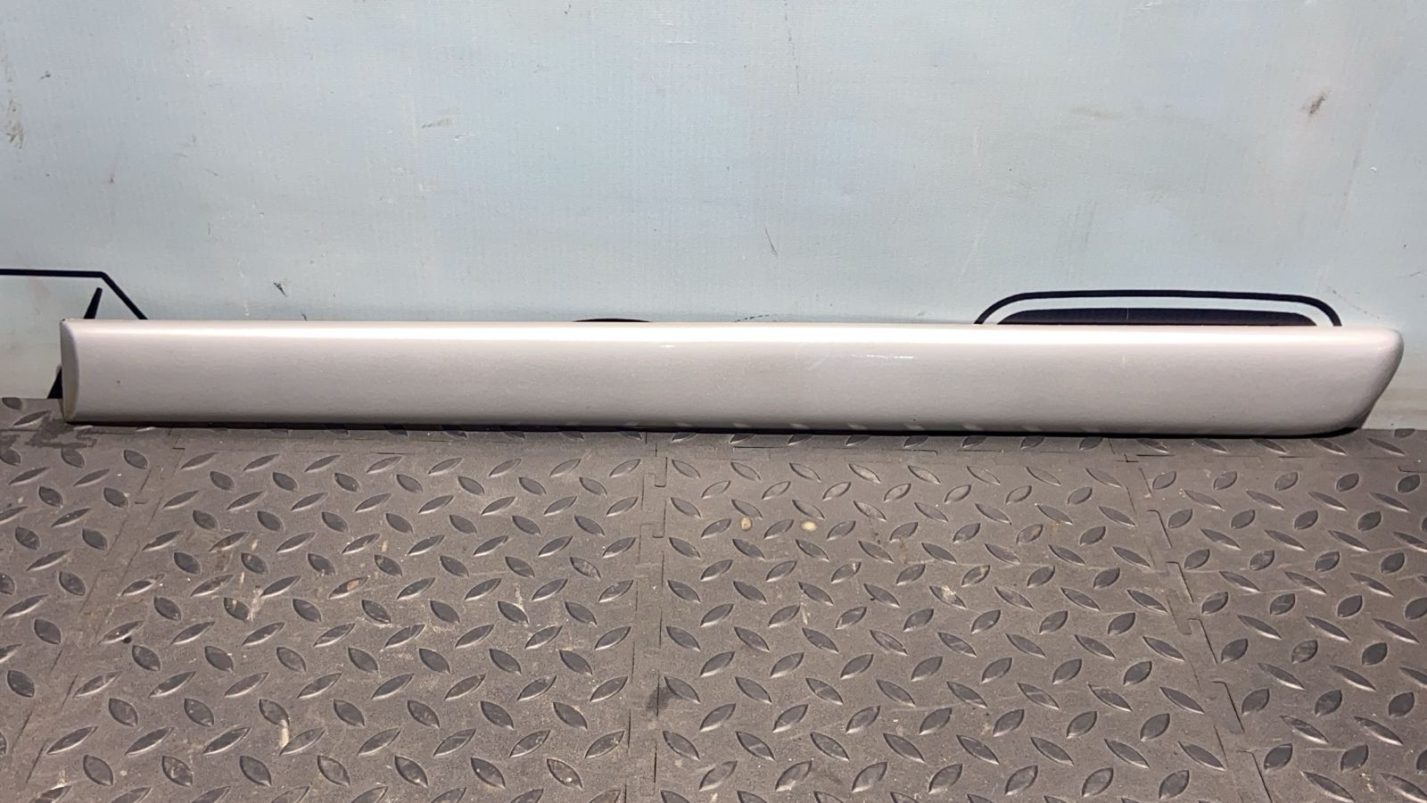 Молдинг двери задний левый Mercedes M/W163 1997-2005