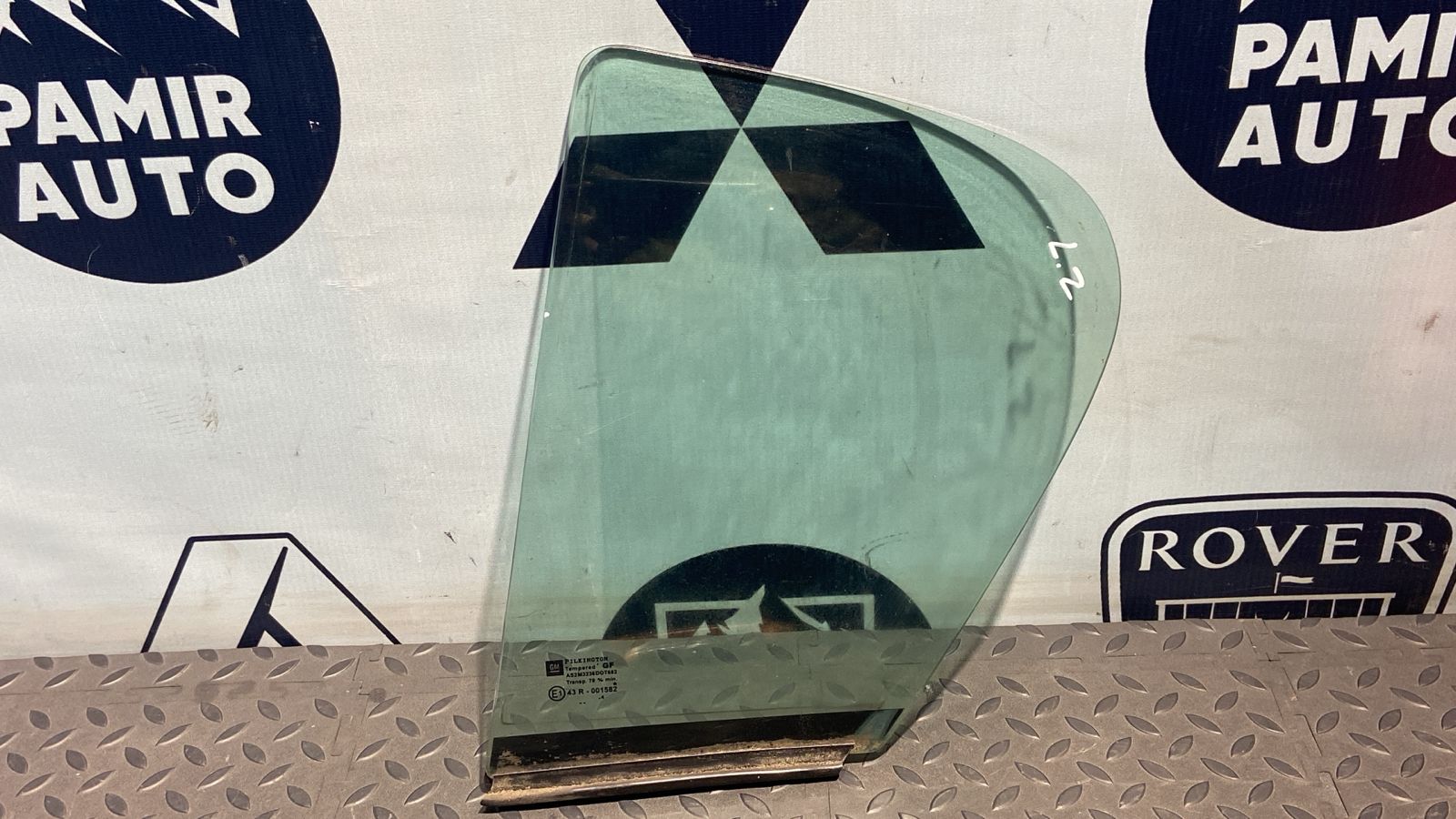 Форточка двери задняя левая Opel Astra/H 2004-2014