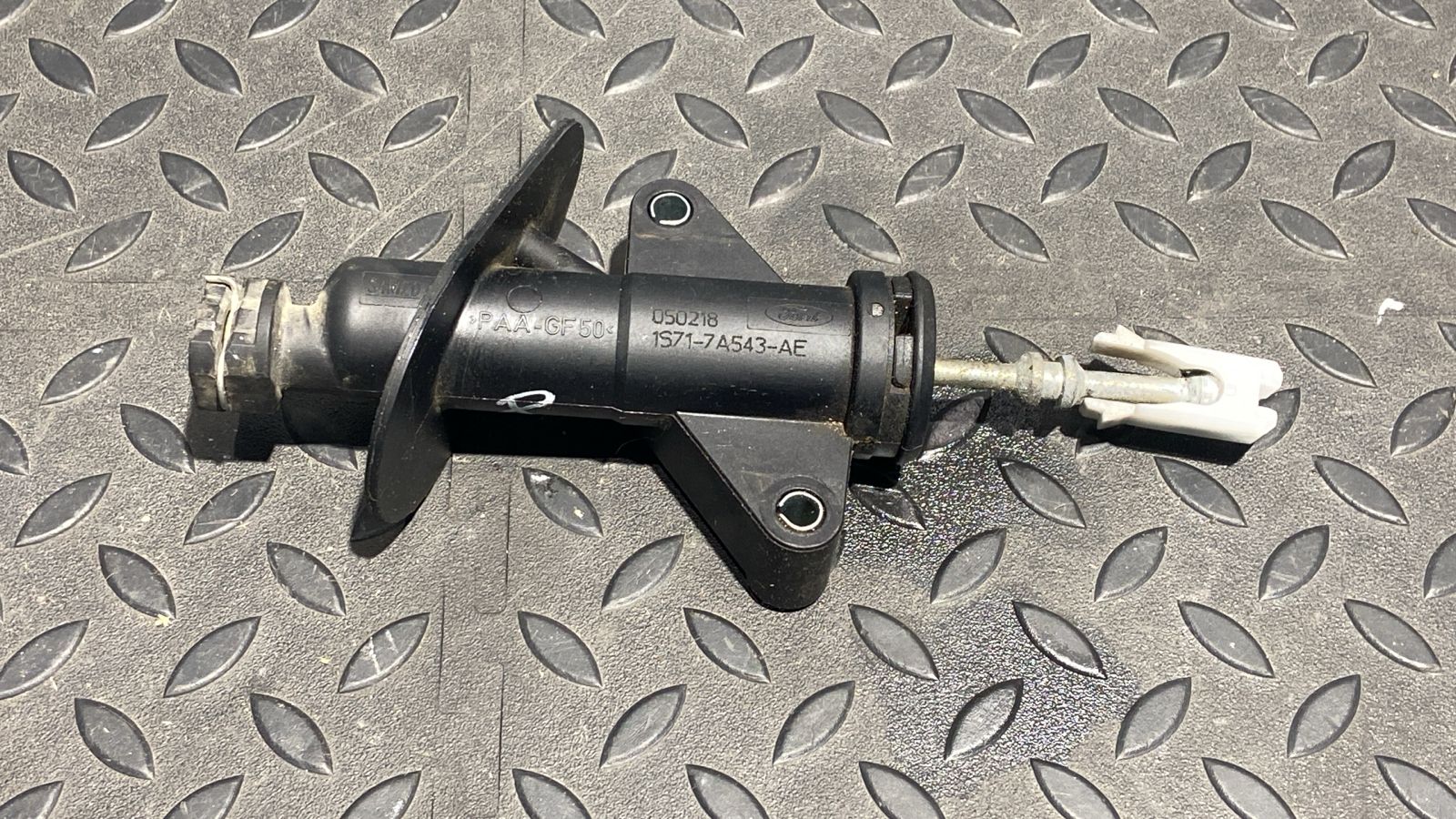 Цилиндр сцепления главный Ford Mondeo/3 2000-2007