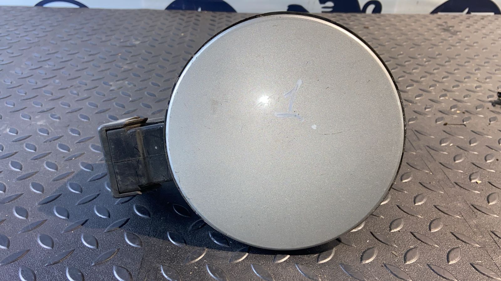 Лючок бензобака Ford Mondeo/3 2000-2007