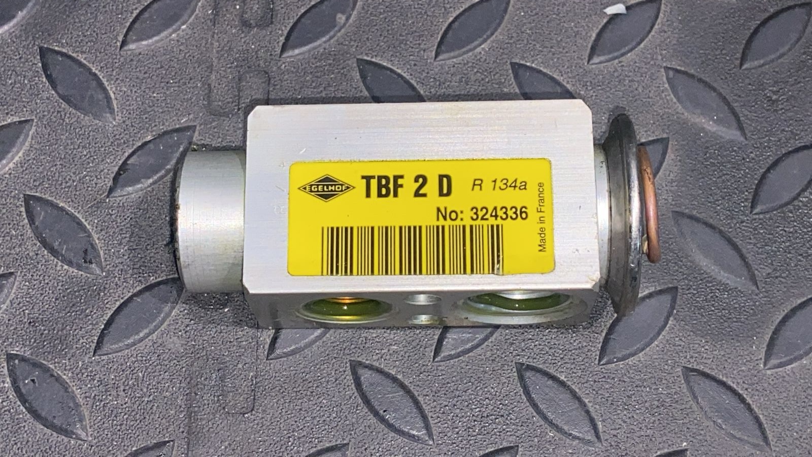 Клапан кондиционера Opel Astra/H 2004-2014