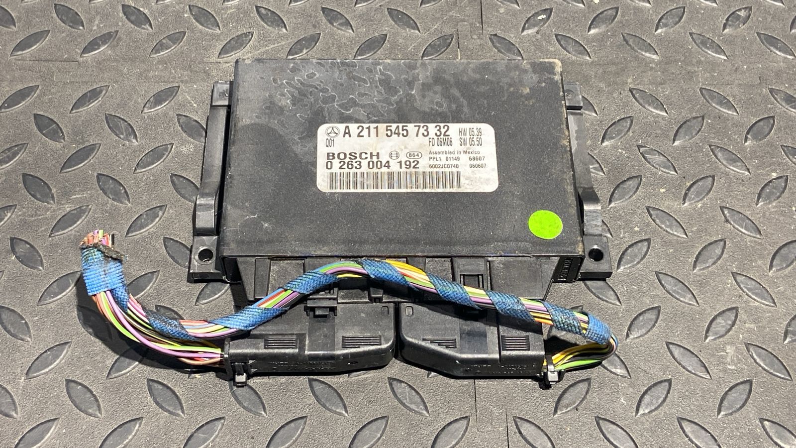 Блок управления парктроником Mercedes E/W211 2002-2009