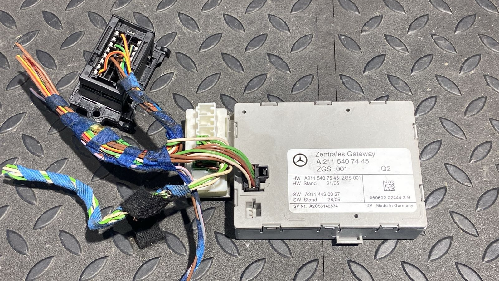 Блок ZGW Mercedes E/W211 2002-2009