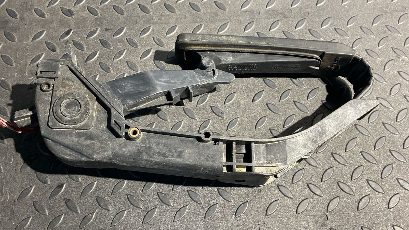 Педаль газа Mercedes E/W211 2002-2009