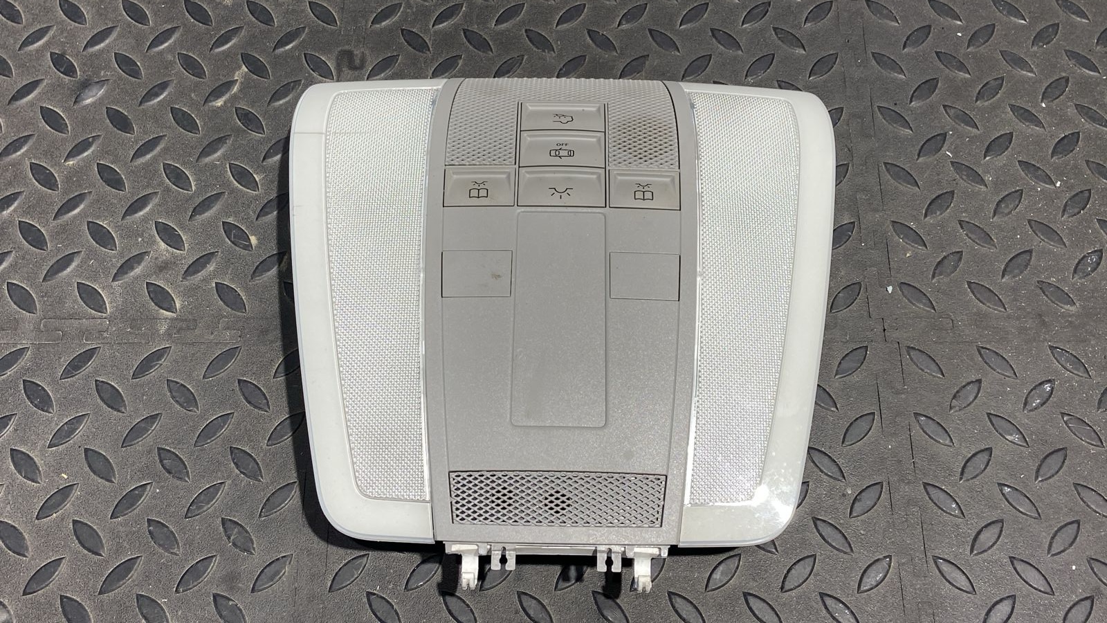 Плафон салонный Mercedes C/W204 2006-2015