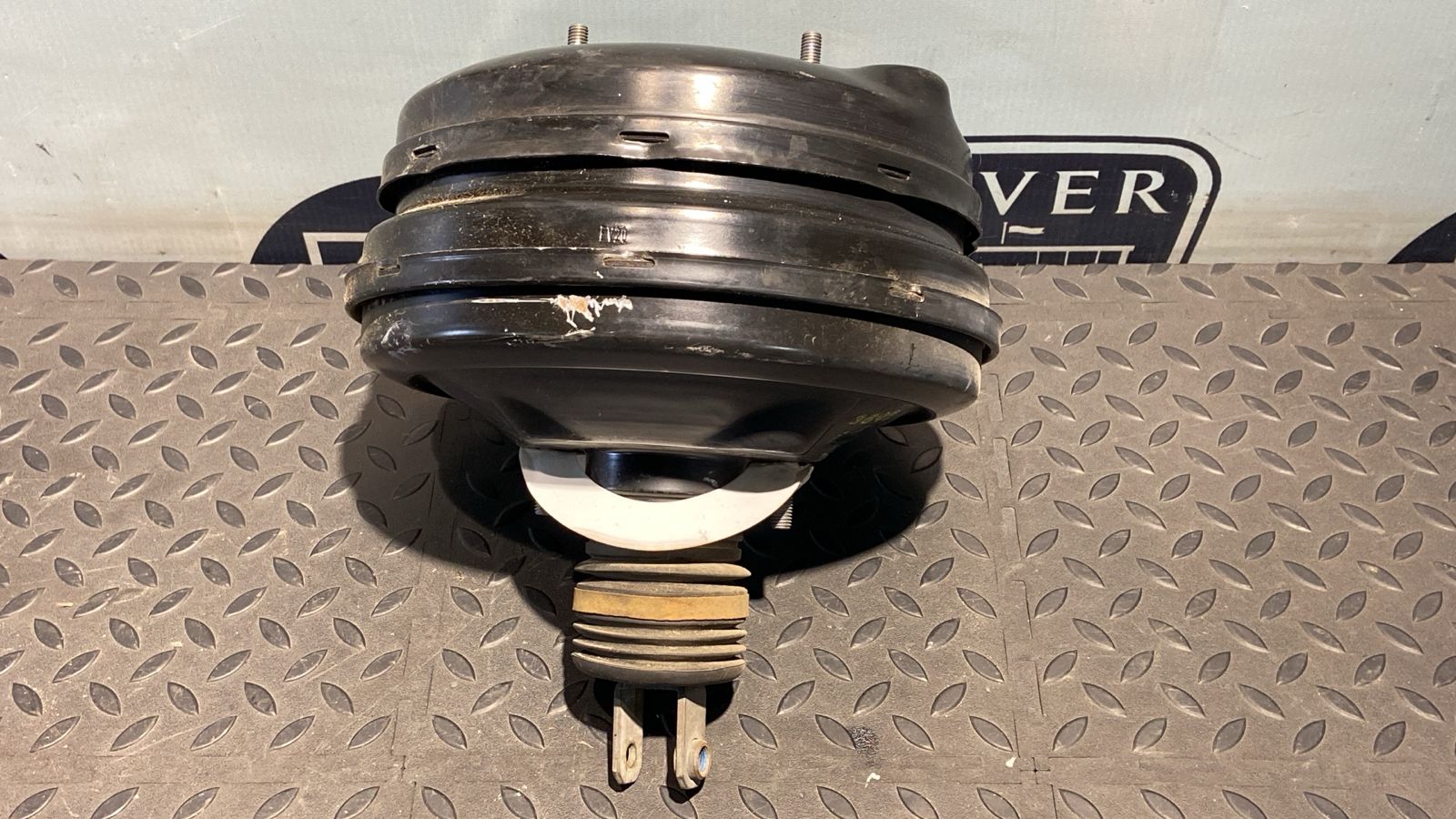 Усилитель тормозов вакуумный Mercedes E/W211 2002-2009