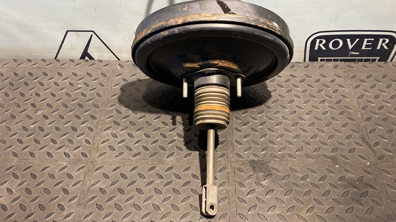 Усилитель тормозов вакуумный Ford Transit 2006-2013