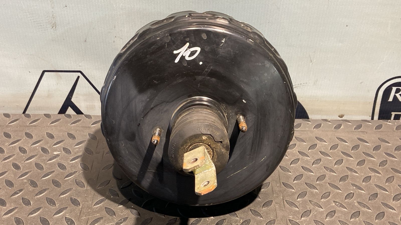 Усилитель тормозов вакуумный Mercedes C/W203 2000-2008