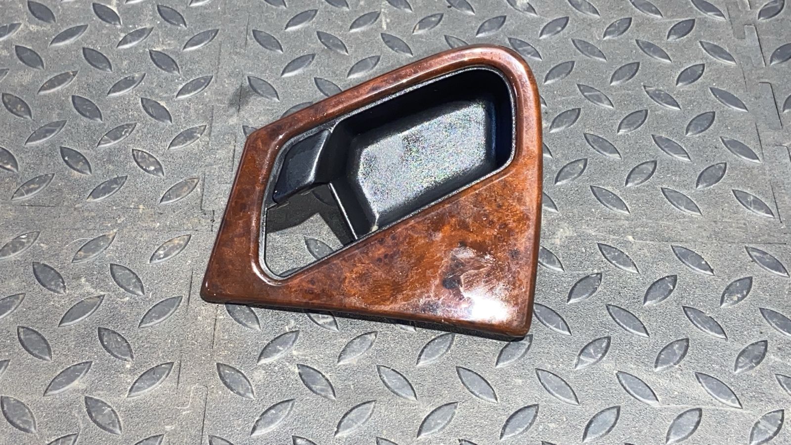 Накладка ручки двери задняя левая Mercedes M/W163 1997-2005