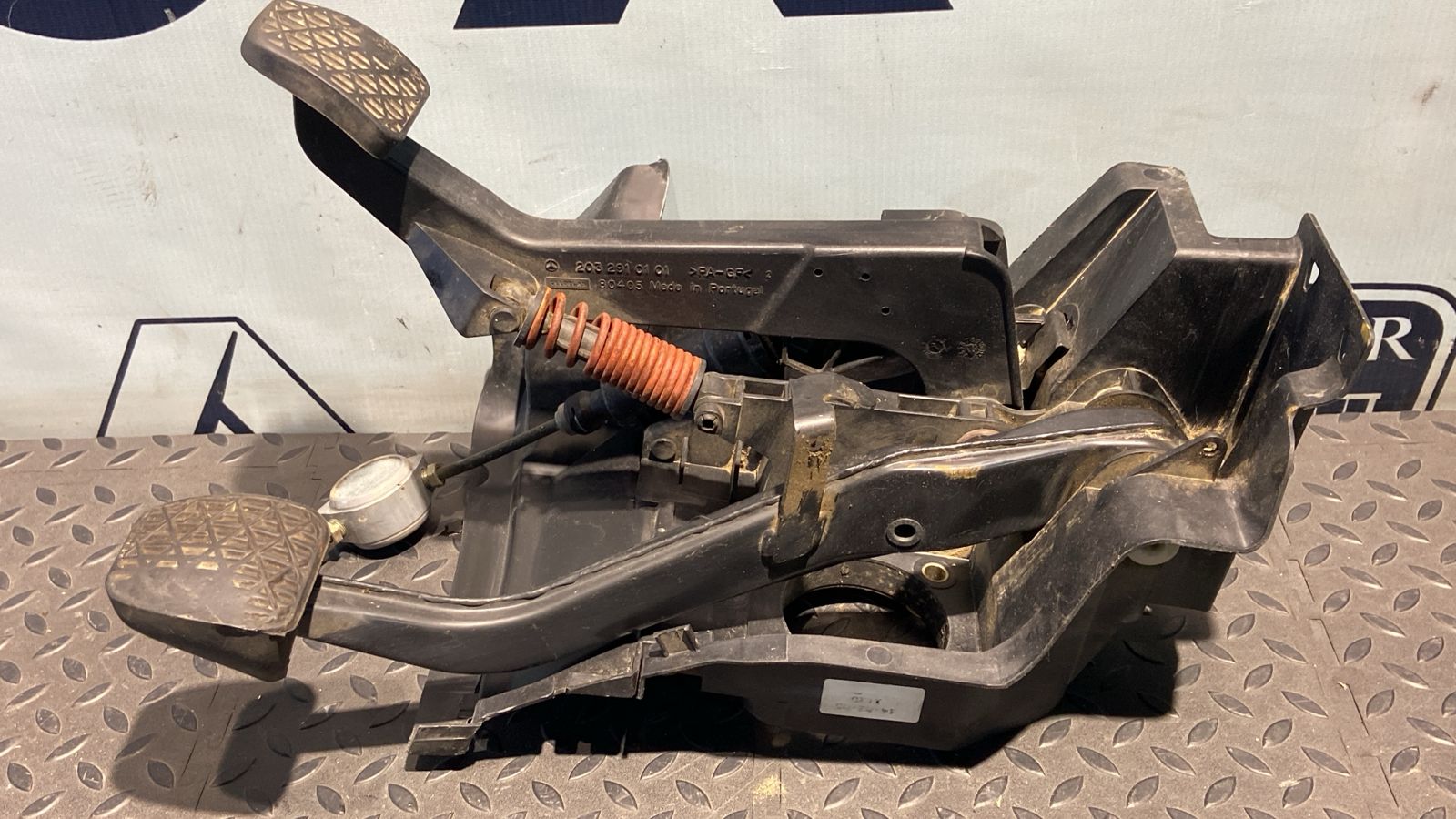 Блок педалей (Тормоз/Сцепление) Mercedes C/W203 2000-2008