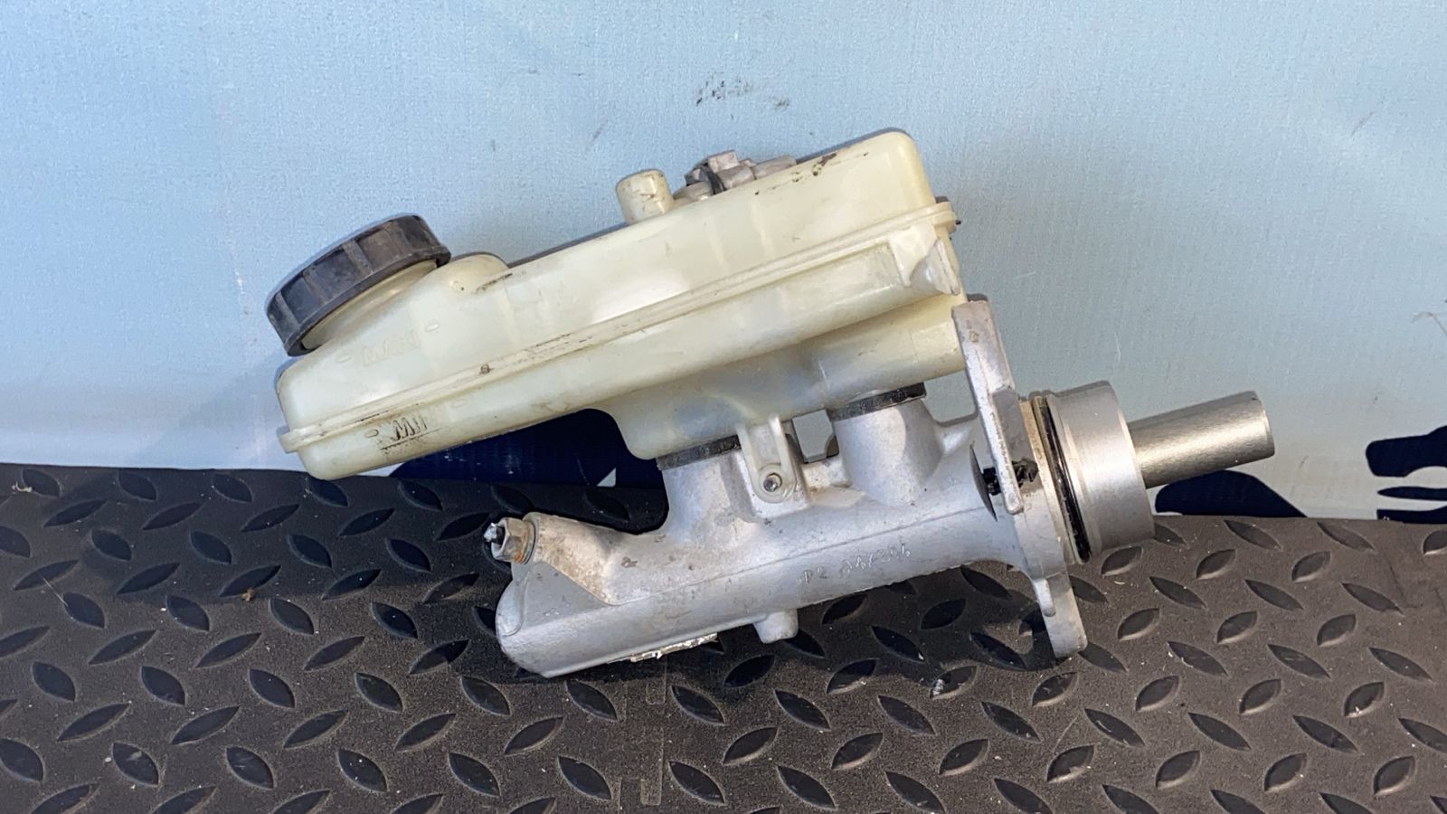 Цилиндр тормозной главный Renault Scenic/2 2003-2009