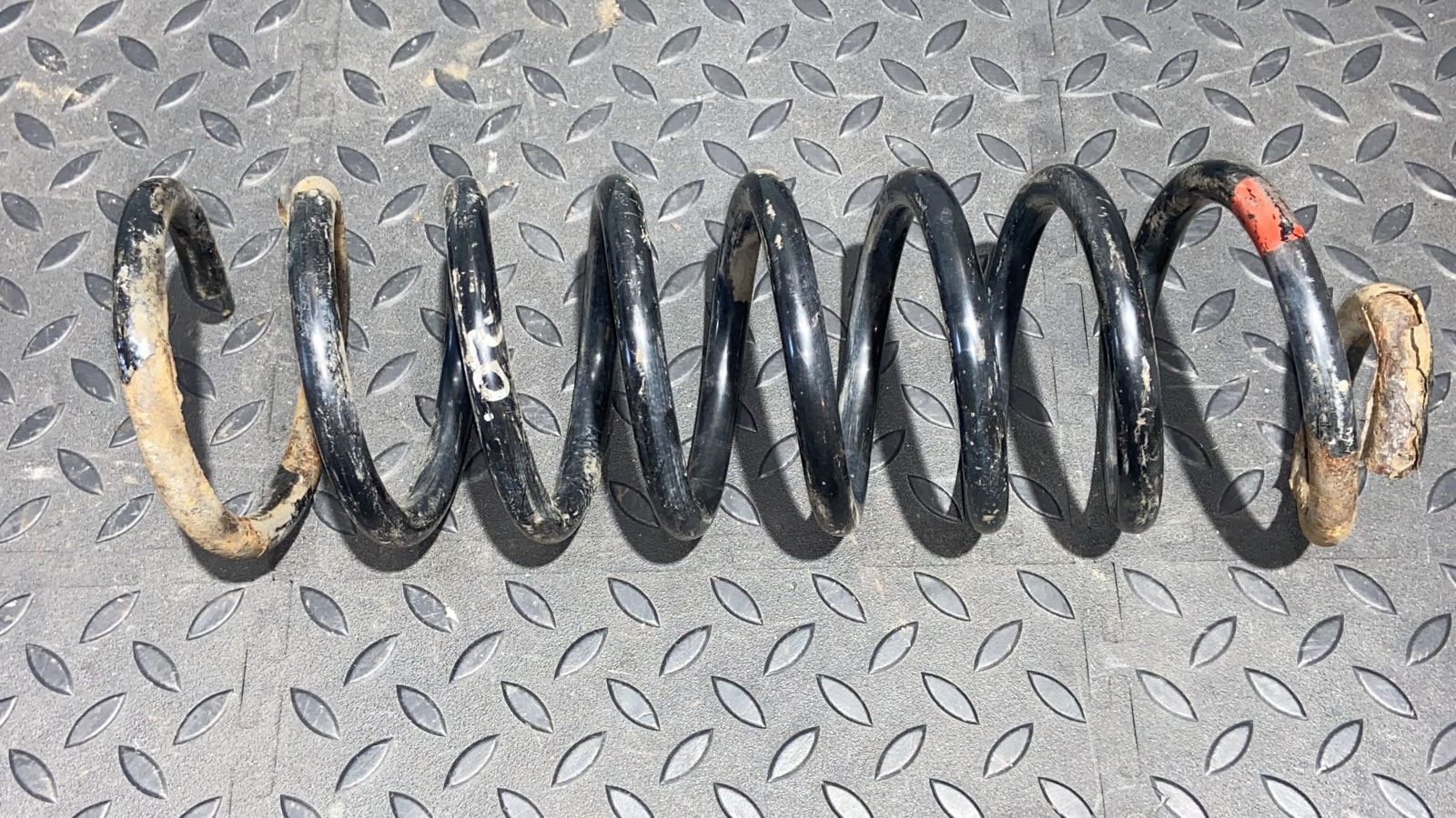 Пружина задняя Renault Sandero 2009-2014