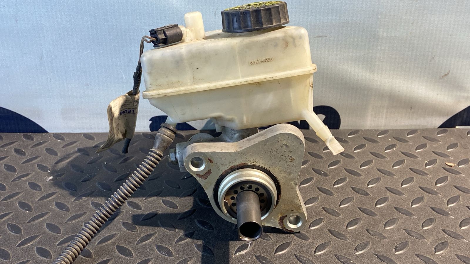 Цилиндр тормозной главный Mercedes C/W203 2000-2008