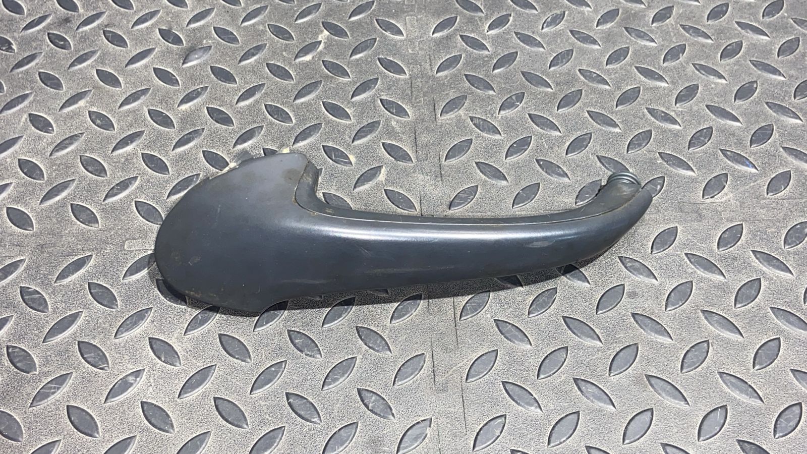 Ручка двери передняя правая Mercedes C/W203 2000-2008