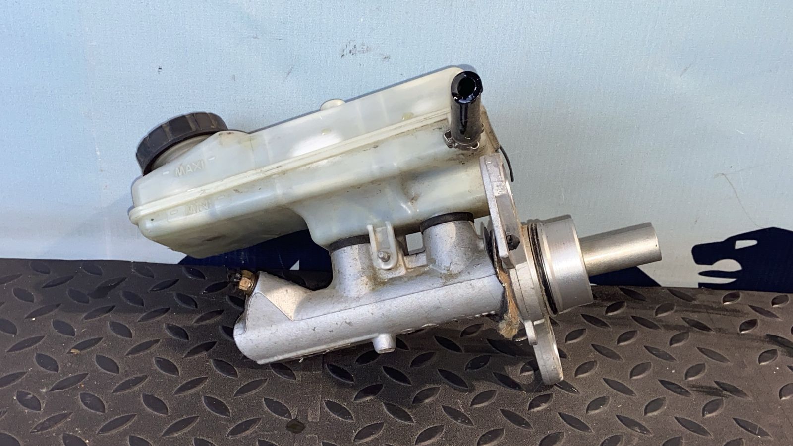 Цилиндр тормозной главный Renault Megane/2 2002-2009