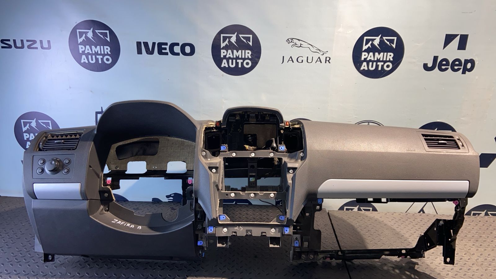 Торпедо Opel Zafira/B 2005-2014