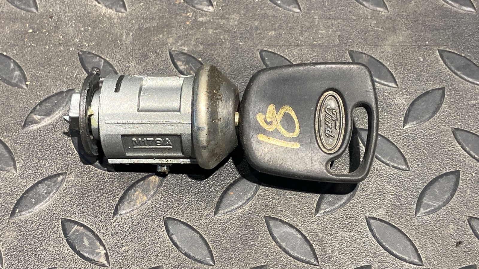 Ключ зажигания Ford Transit 2000-2006