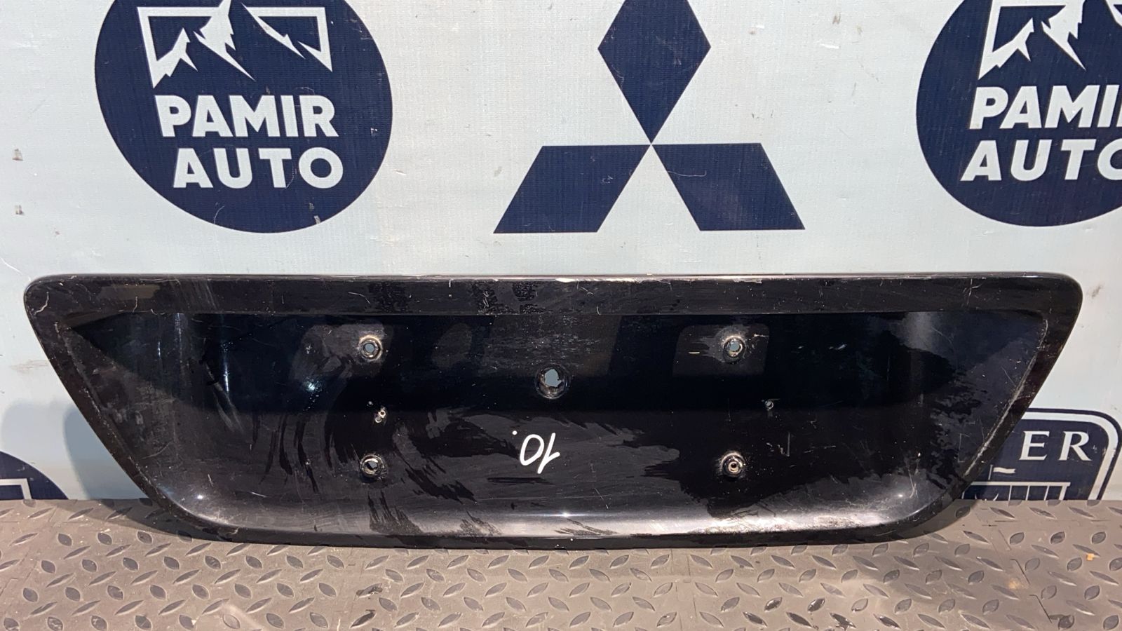 Накладка крышки багажника Mercedes C/W203 2000-2008